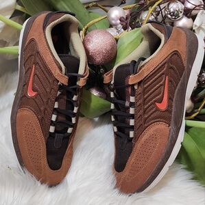 Nike SB Channels The Silver-Box Era “Bison” For The Vertebrae Women Shoes sz7.5